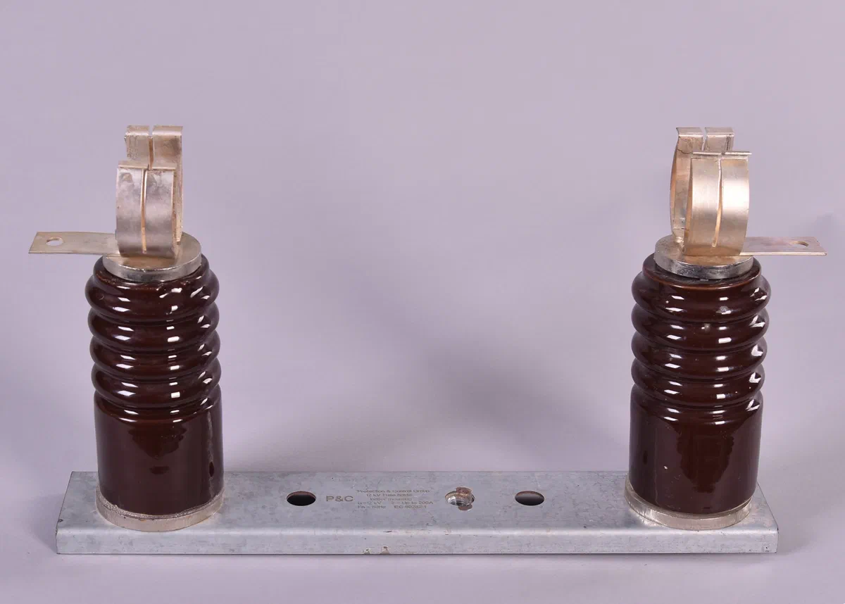 MV Fuse Bases 12 / 24 kV — for PCEF Fuse-Links